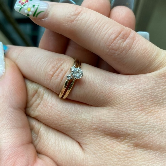 315025 14k Diamond wedding set soldered together at bottom .3cwt center stone